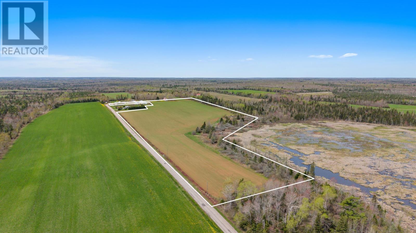 ACREAGE MACPHEE Road Property Photo 1