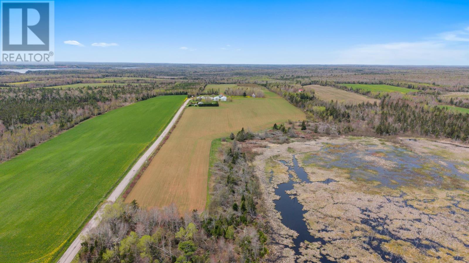 Acreage Macphee Road Property Photo 3
