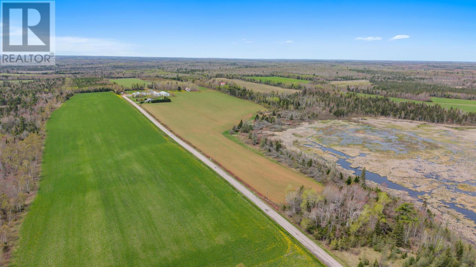 Acreage Macphee Road Property Photo 4
