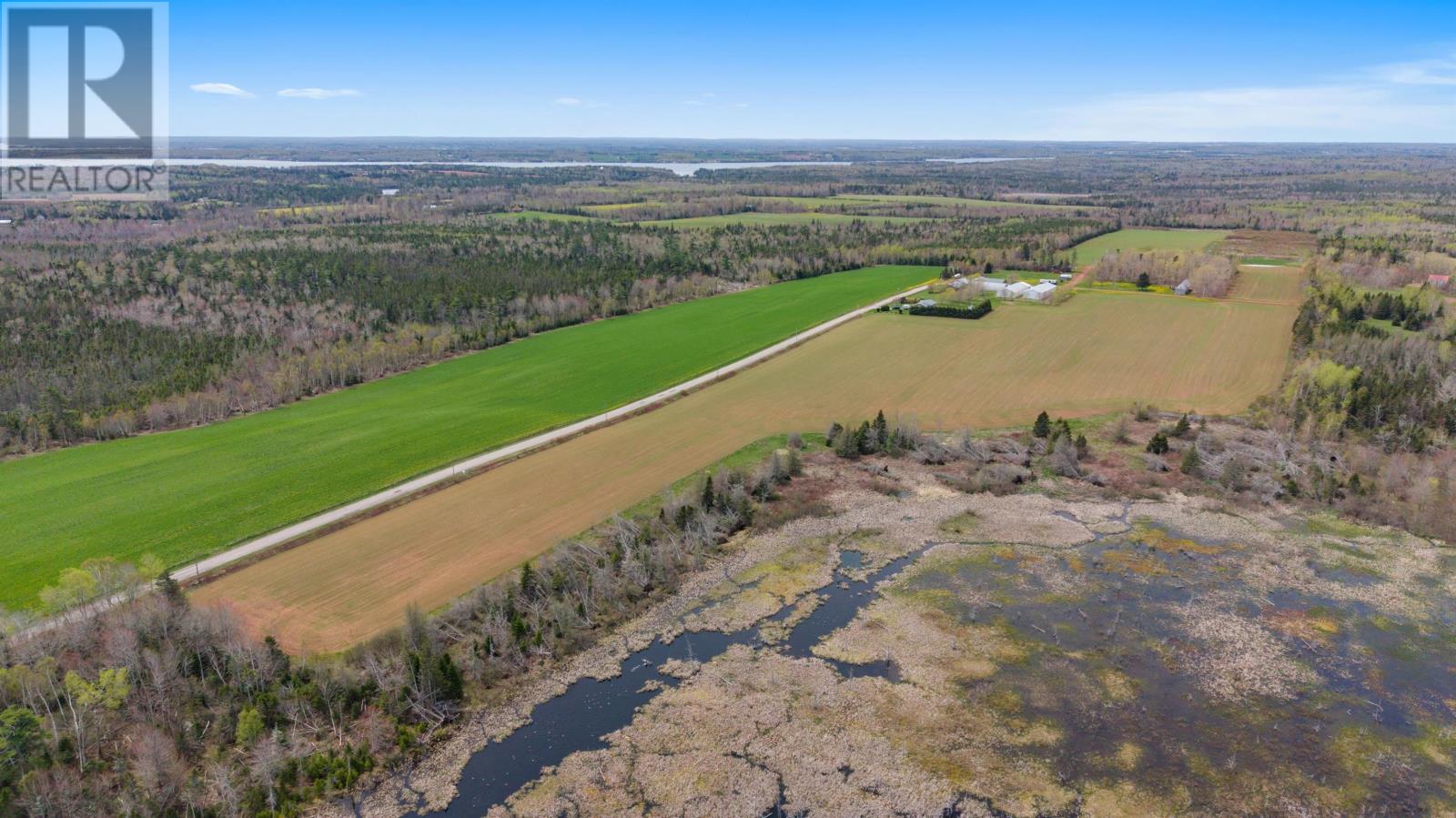 Acreage Macphee Road Property Photo 6