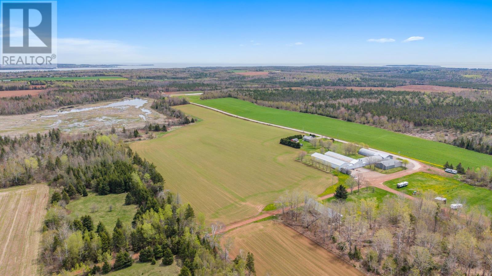 Acreage Macphee Road Property Photo 10