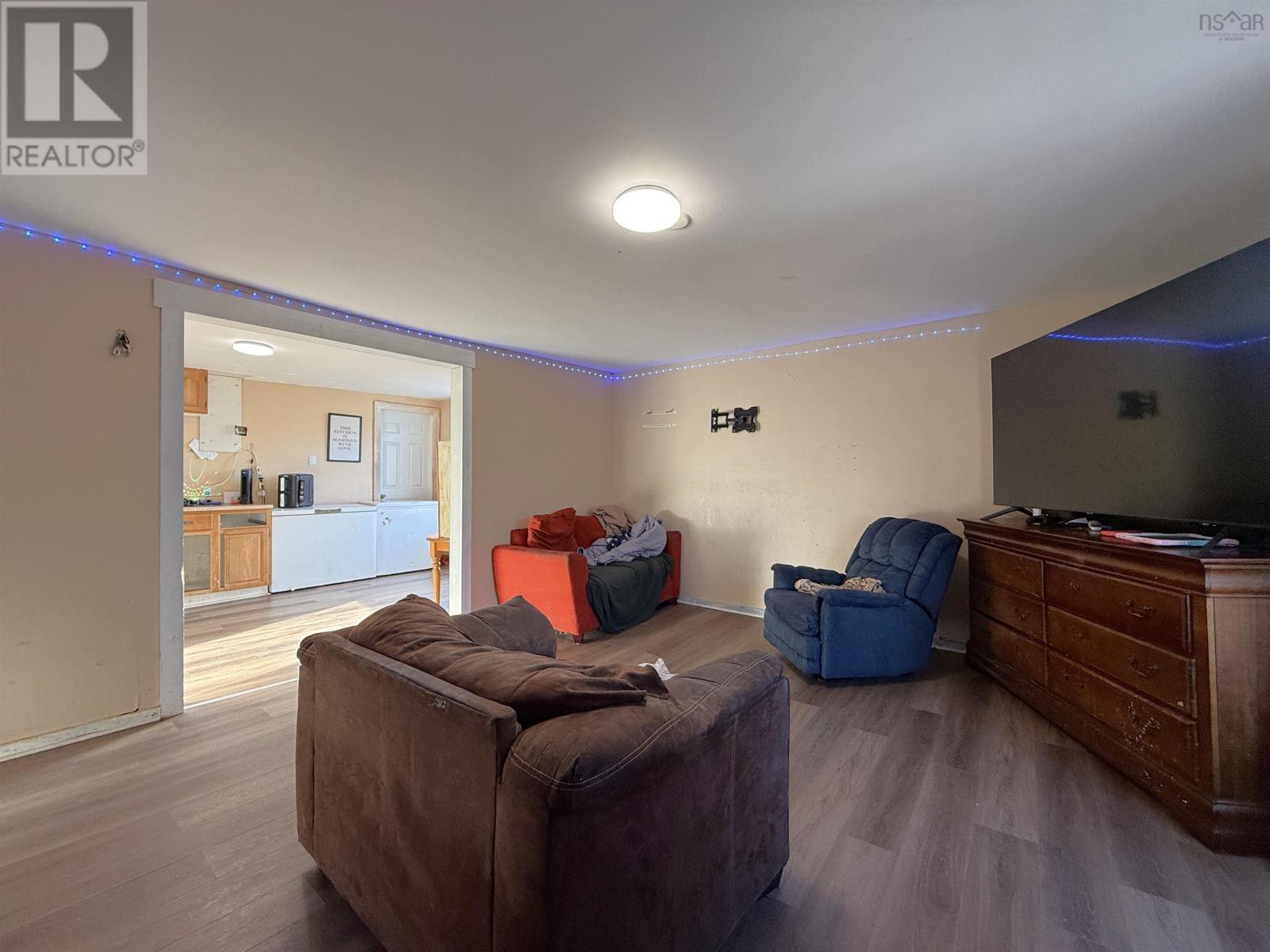 5257 Highway 10 Property Photo 7