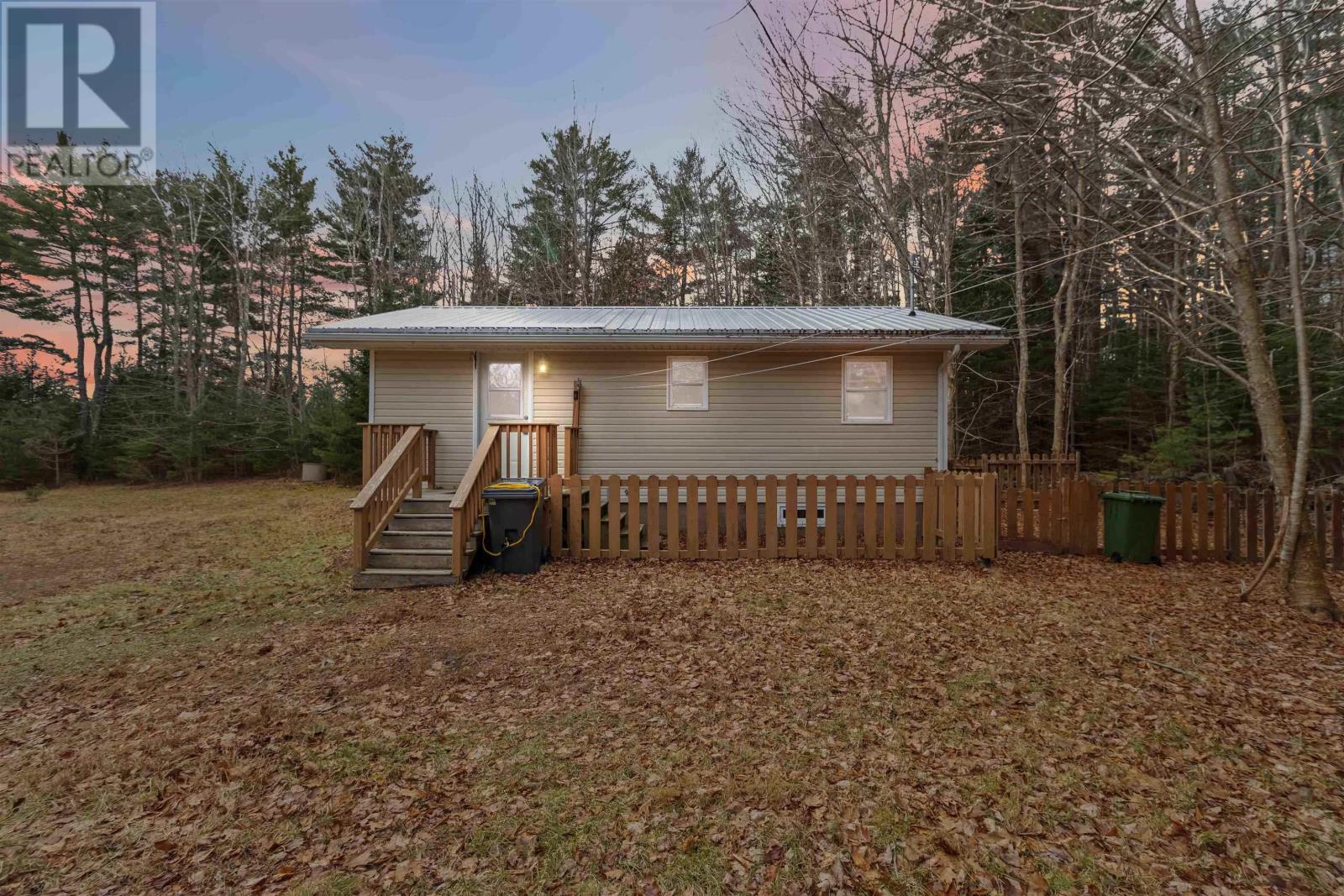 186 Old Kettle Road Property Photo 2