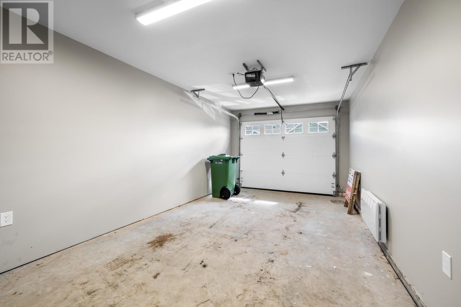 13 625 Murphy Street Property Photo 25
