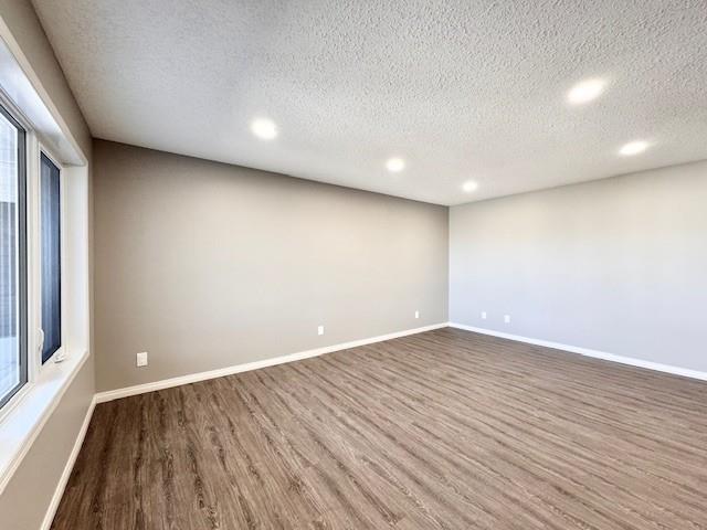 2 807 Young Street Property Photo 2