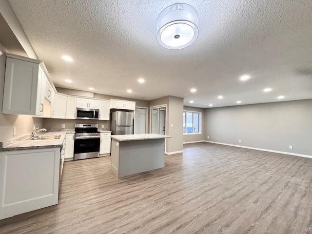 2 807 Young Street Property Photo 4