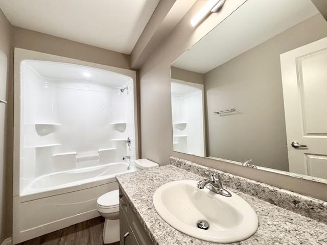 2 807 Young Street Property Photo 12