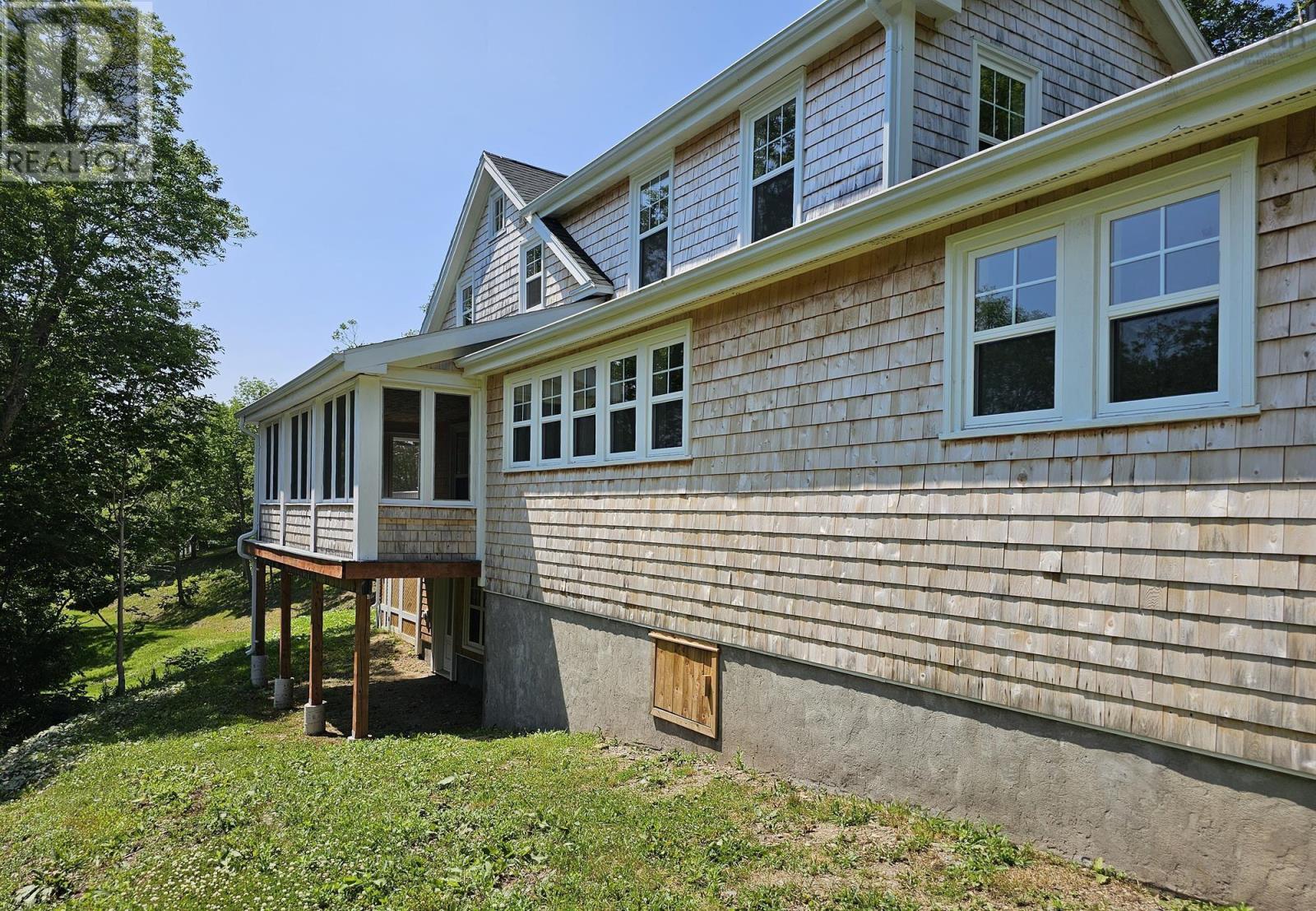 1940 Clementsvale Road Property Photo 41