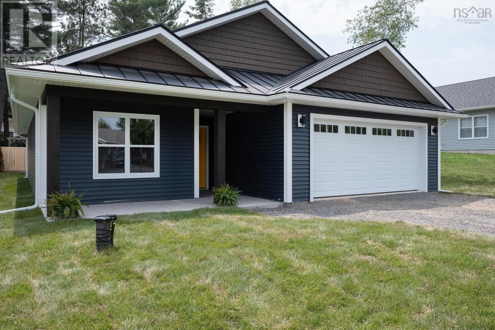 10 Peterson Street Property Photo 2