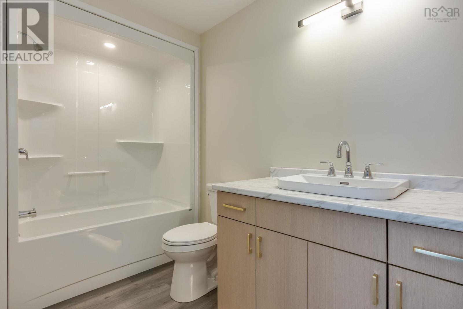 10 Peterson Street Property Photo 25