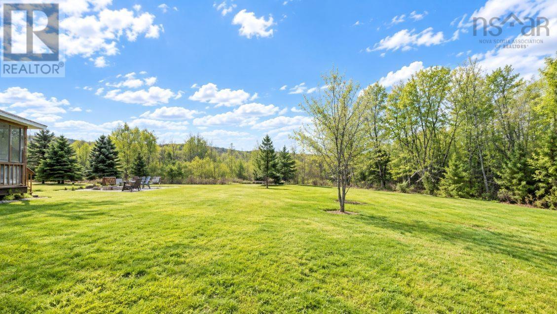 296 Valley Road Property Photo 8
