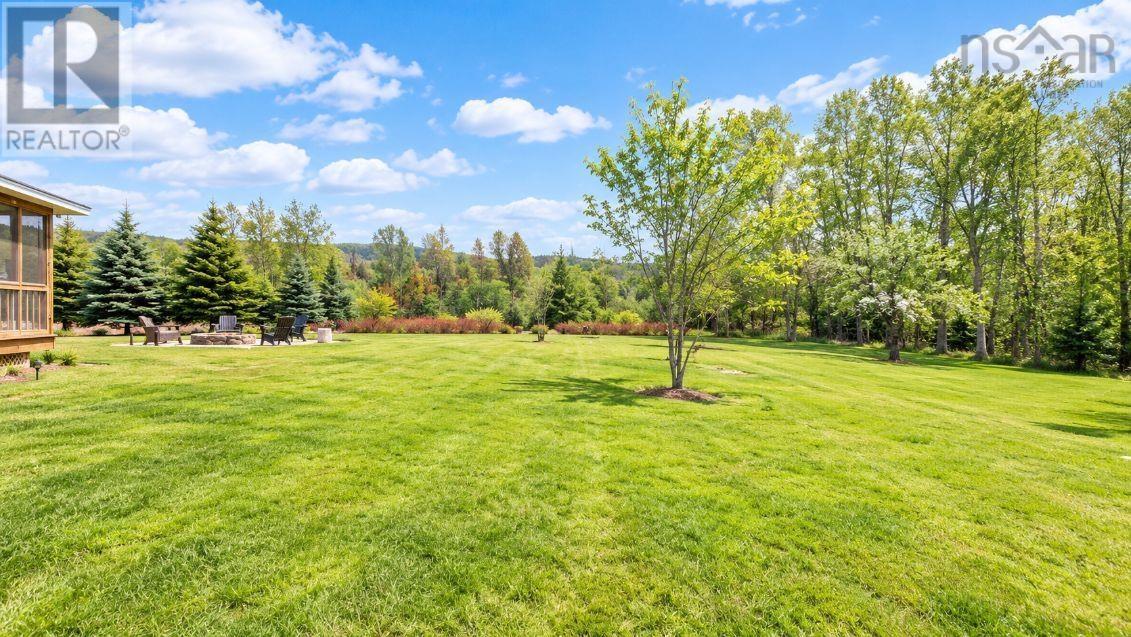 296 Valley Road Property Photo 9