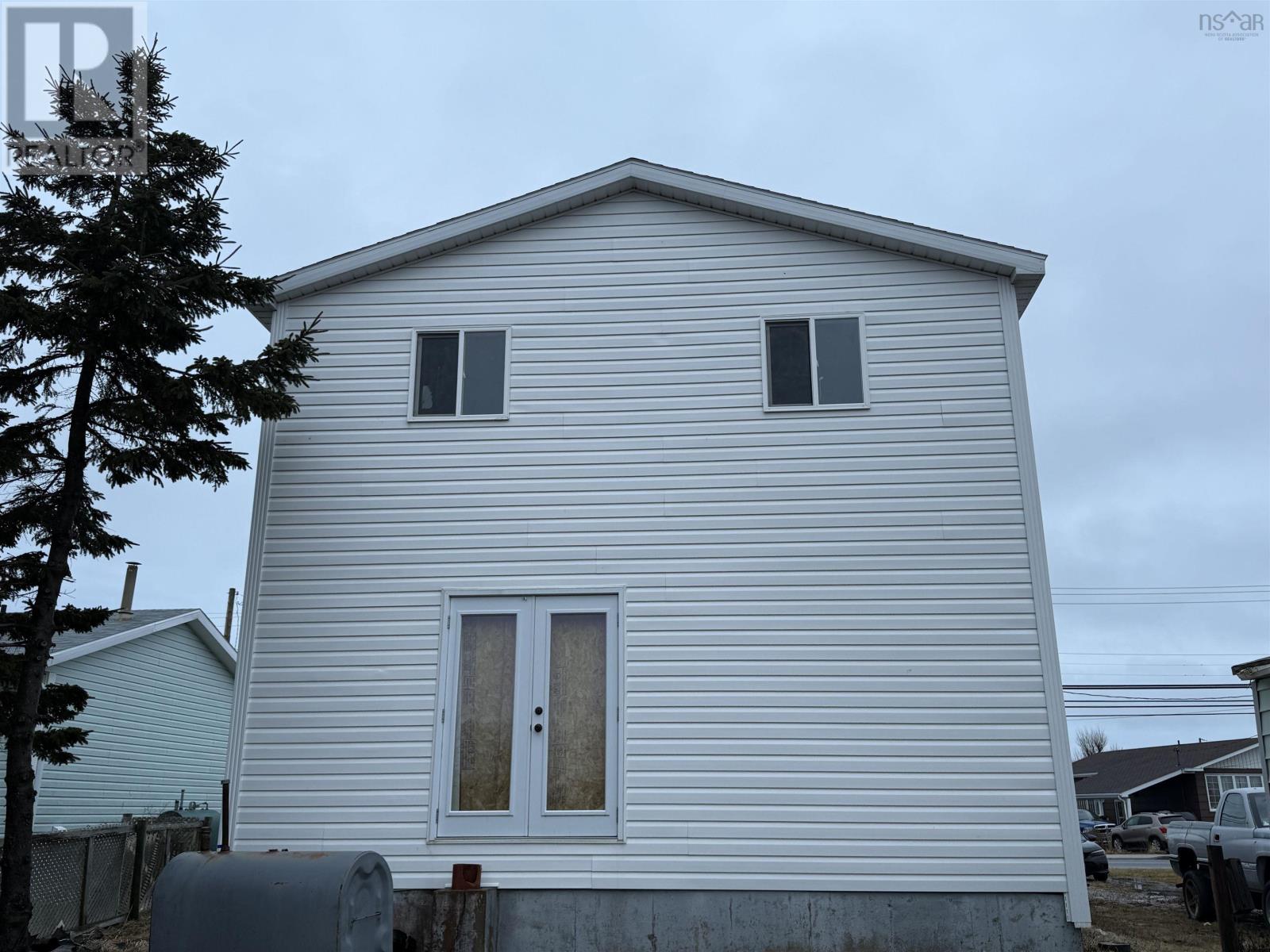 3792 Ellsworth Avenue Property Photo 5