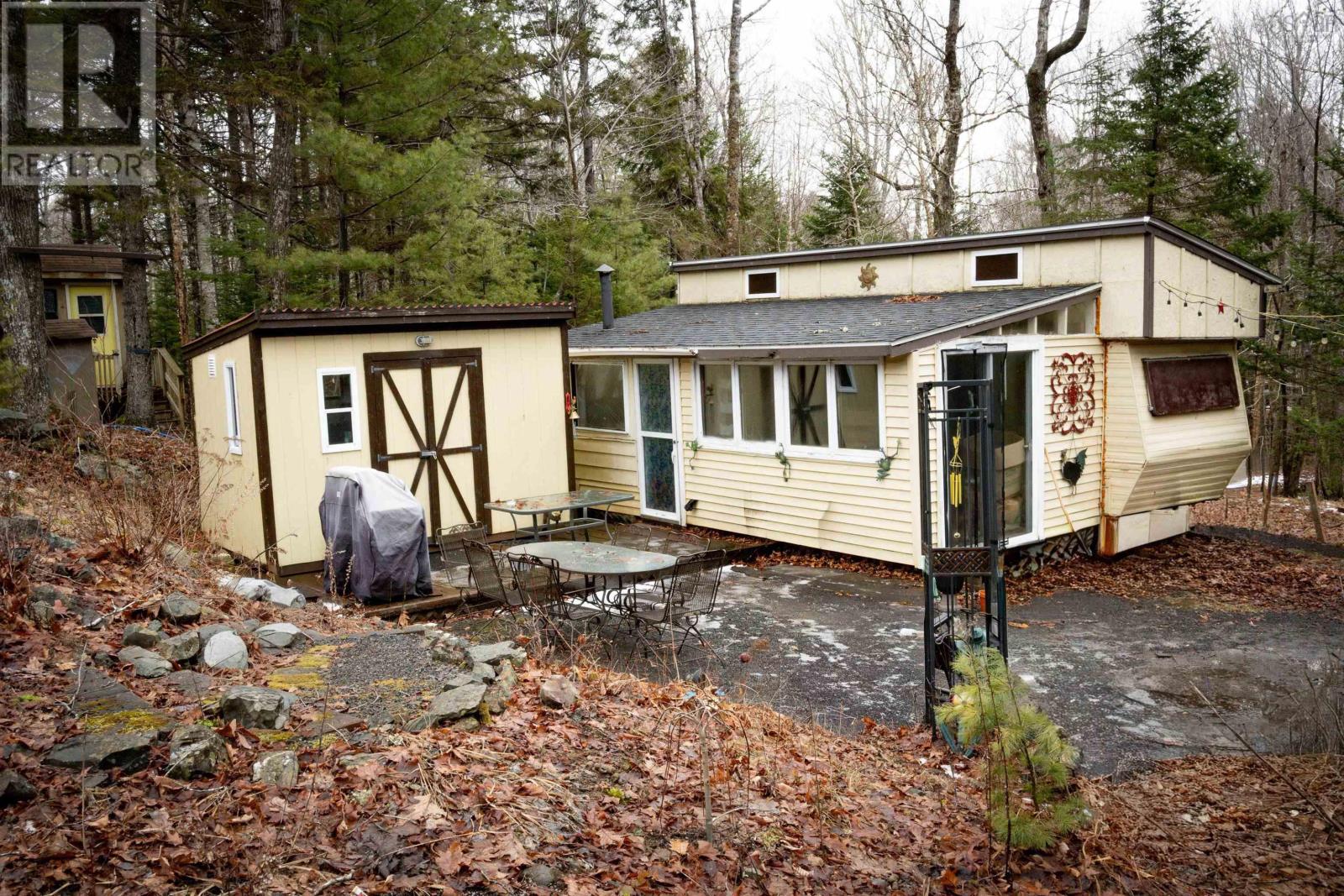 25 Hirtle Drive Property Photo 22