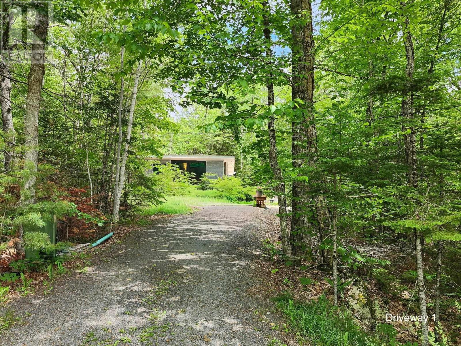 25 Hirtle Drive Property Photo 24