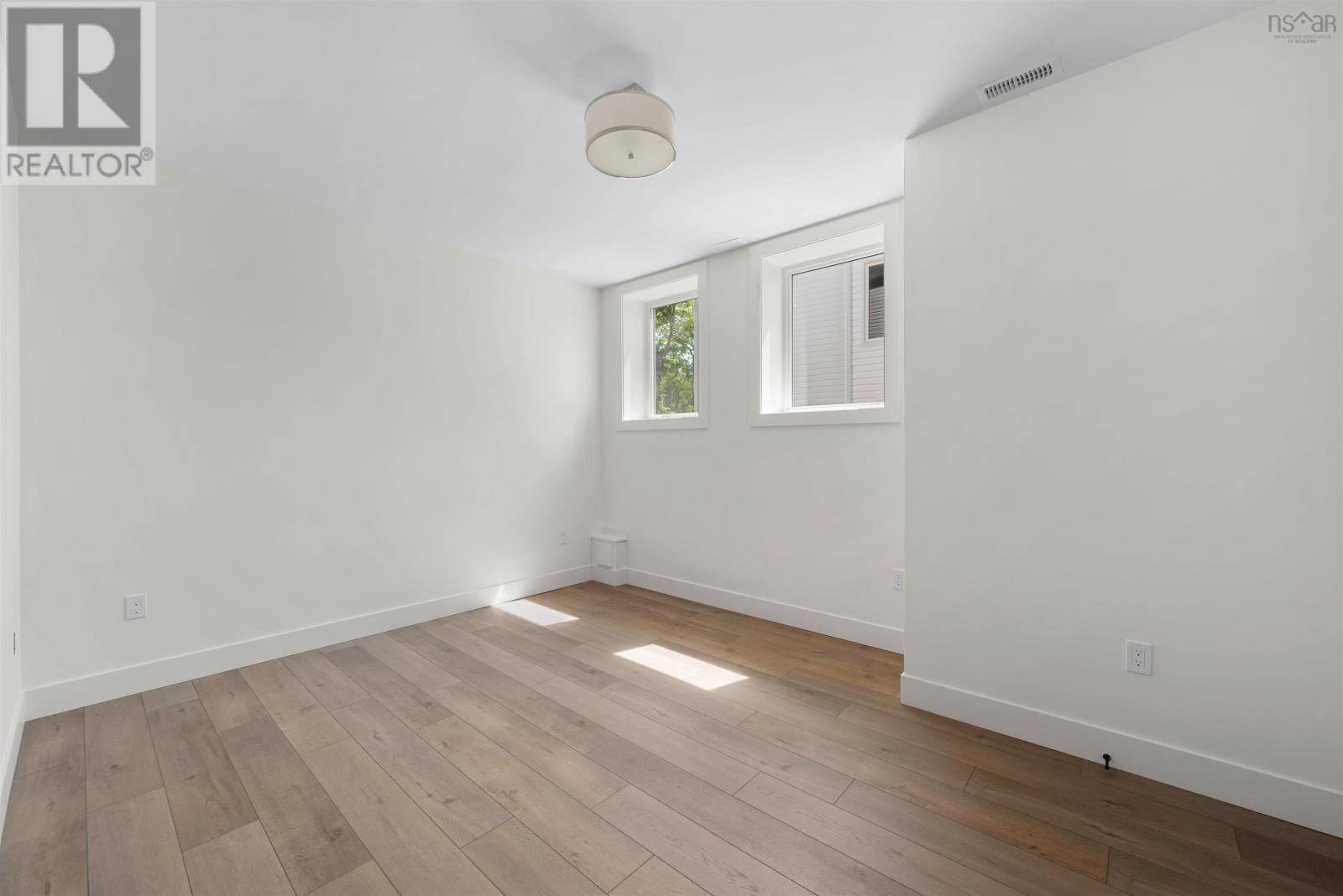 171 Carnoustie Drive Property Photo 24