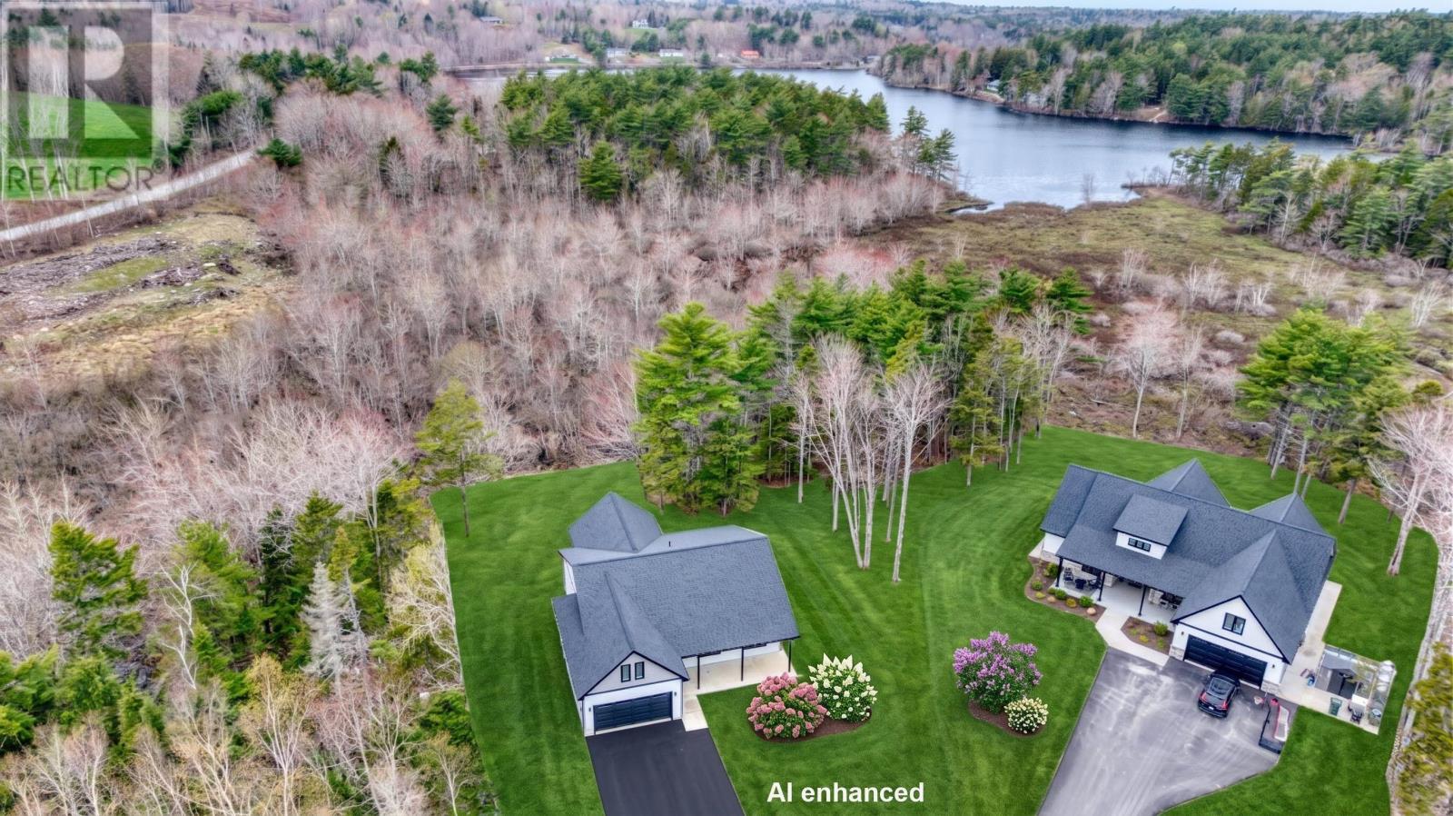 17 Soleil Crescent Property Photo 10