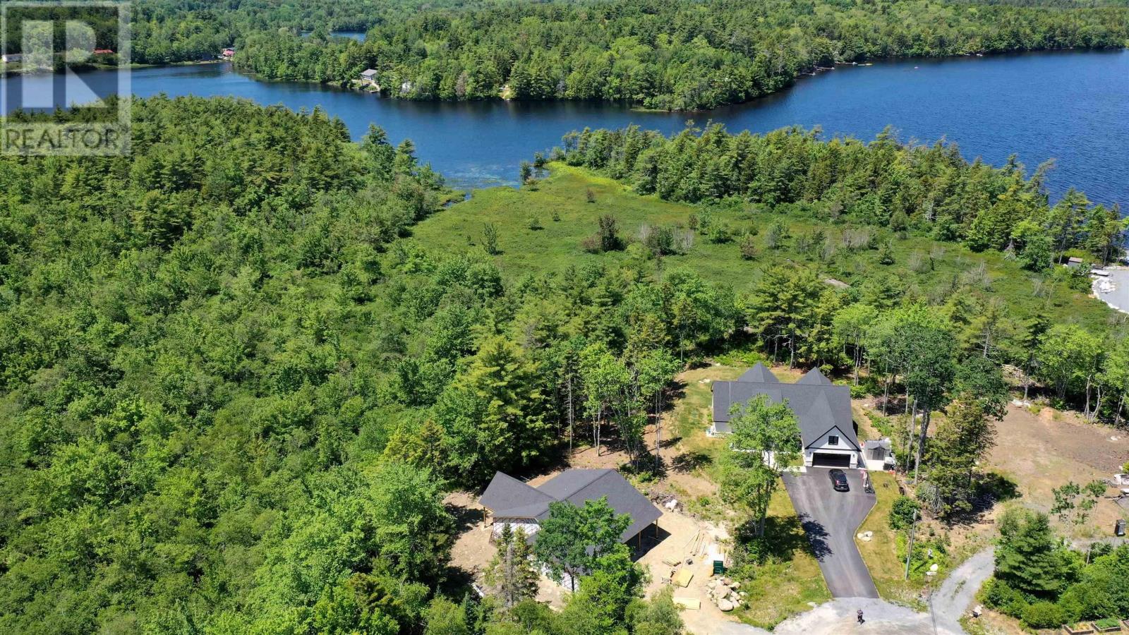 17 Soleil Crescent Property Photo 15