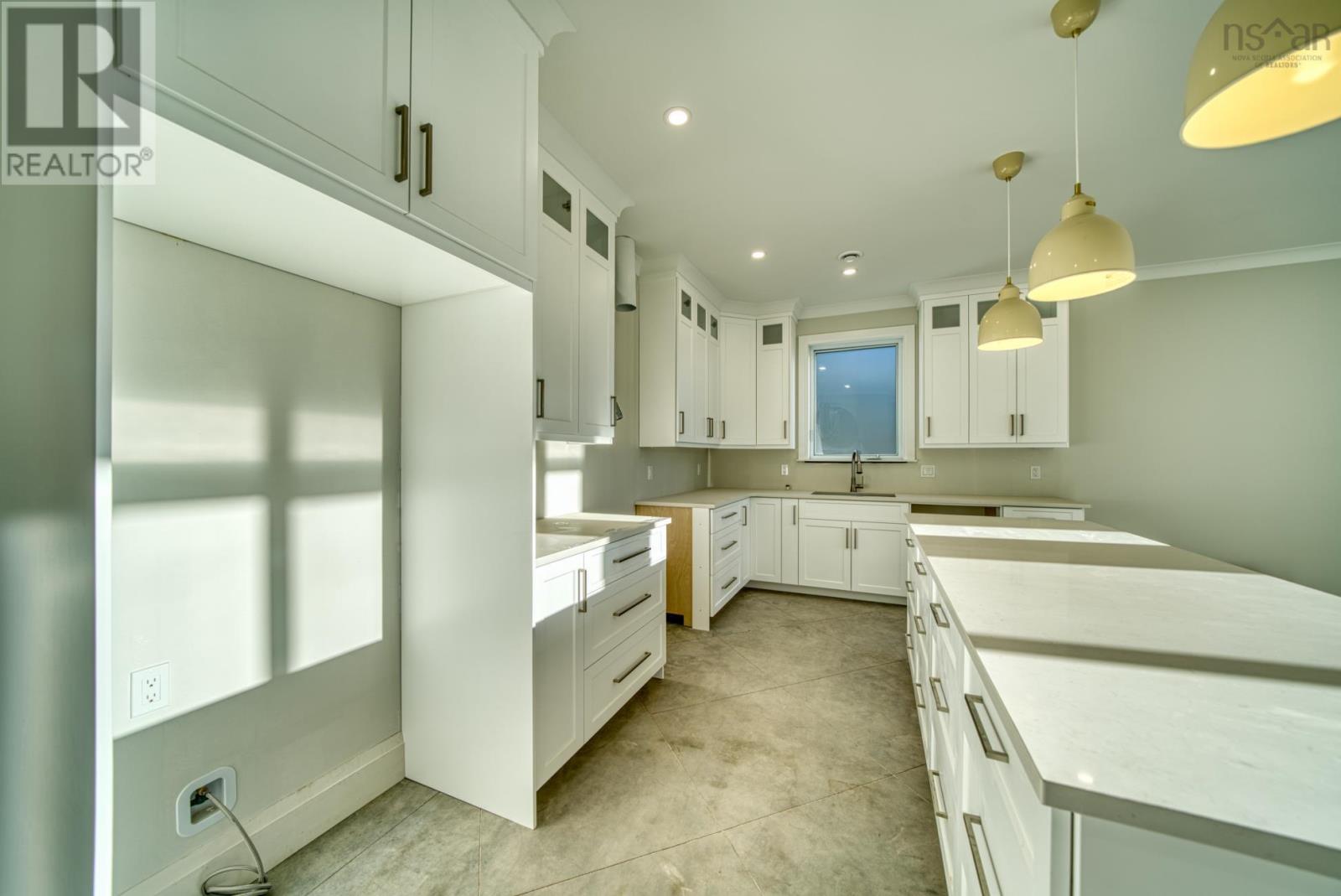 17 Soleil Crescent Property Photo 24