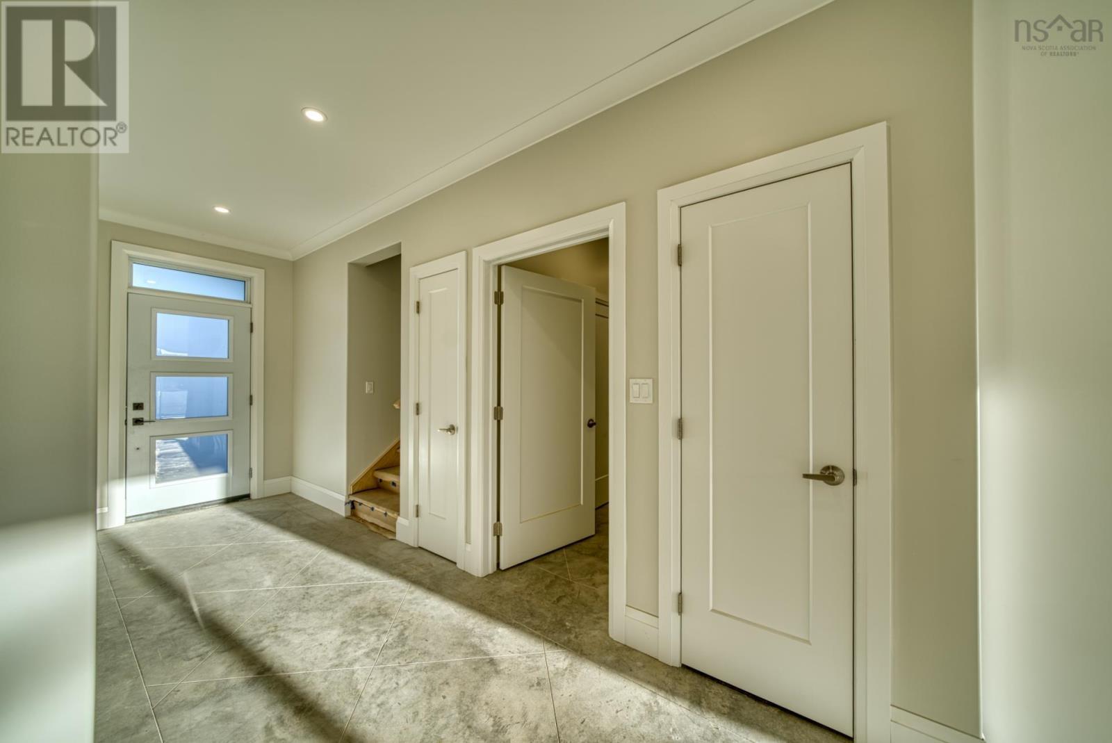 17 Soleil Crescent Property Photo 27