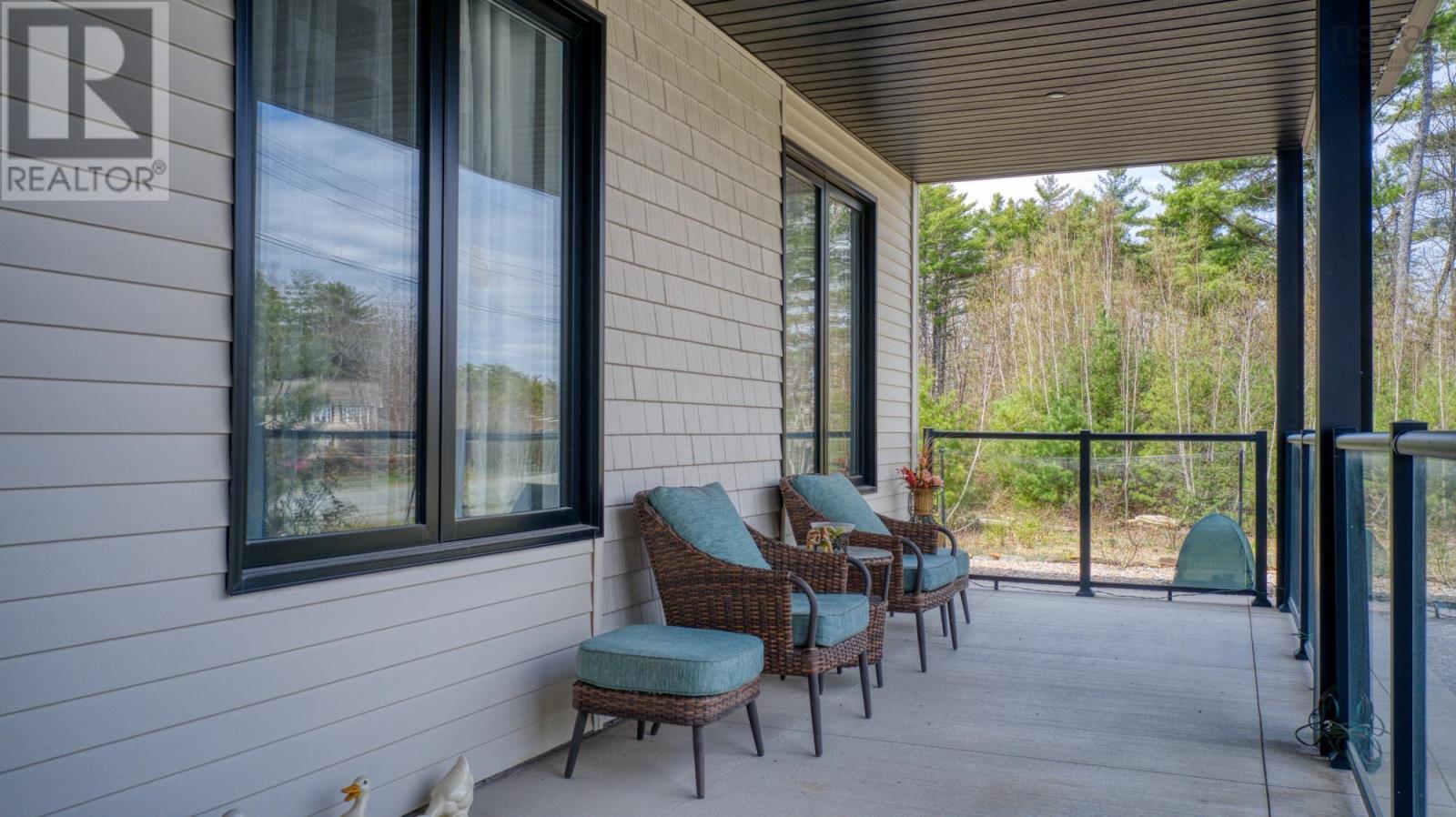 17 Soleil Crescent Property Photo 50