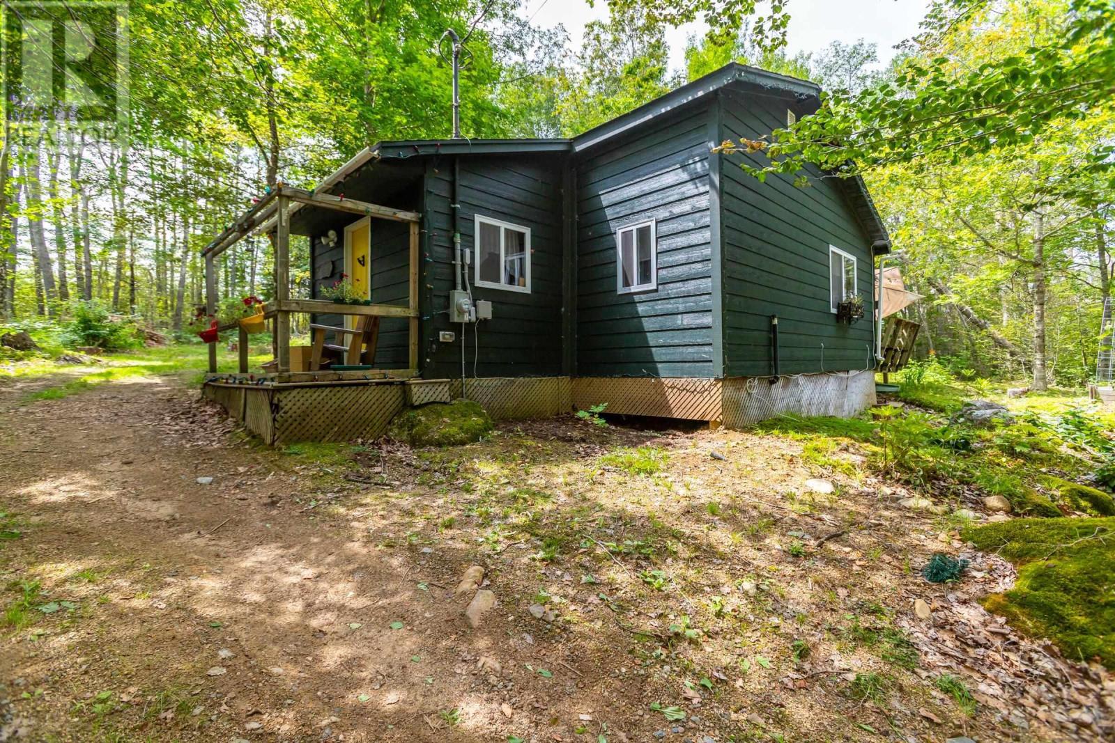 2546 Virginia Road Property Photo 3