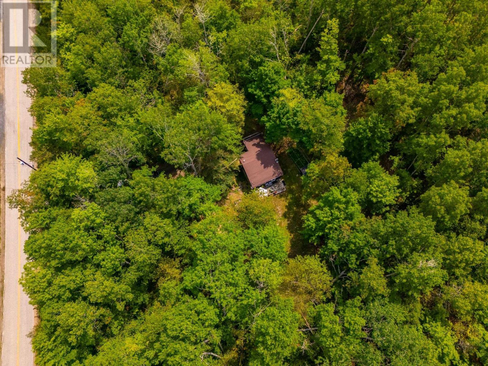 2546 Virginia Road Property Photo 5