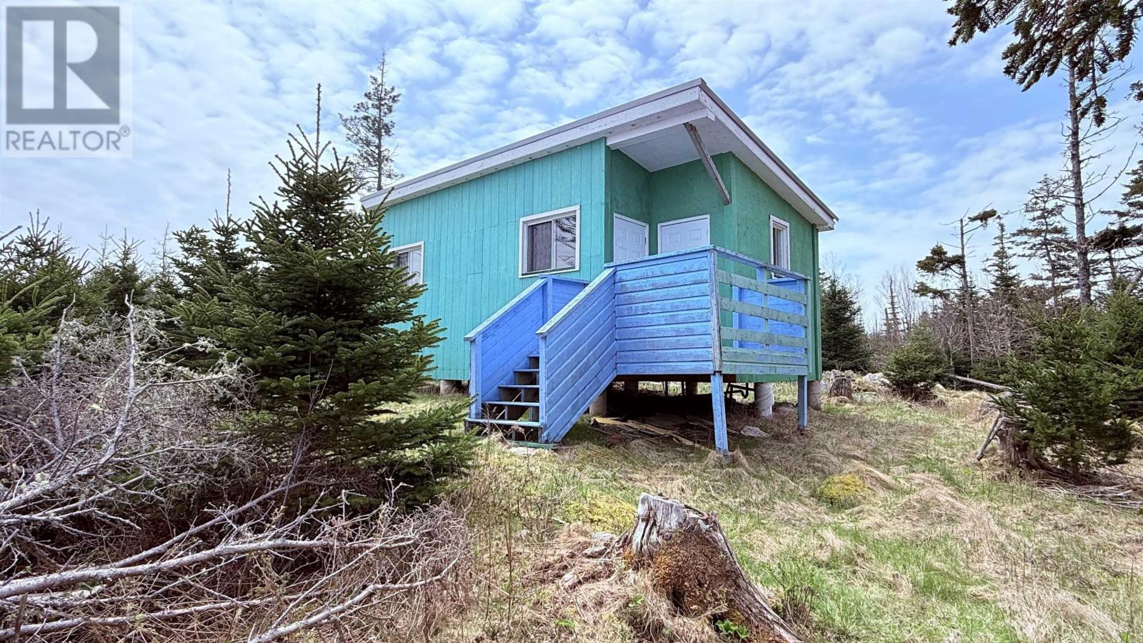 671 South Shore Road Property Photo 24