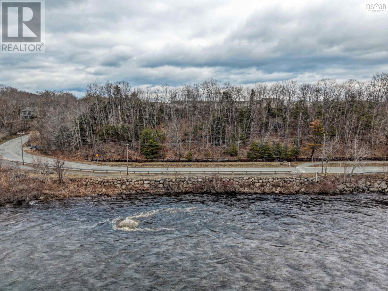 726 Lahave Street Property Photo 10
