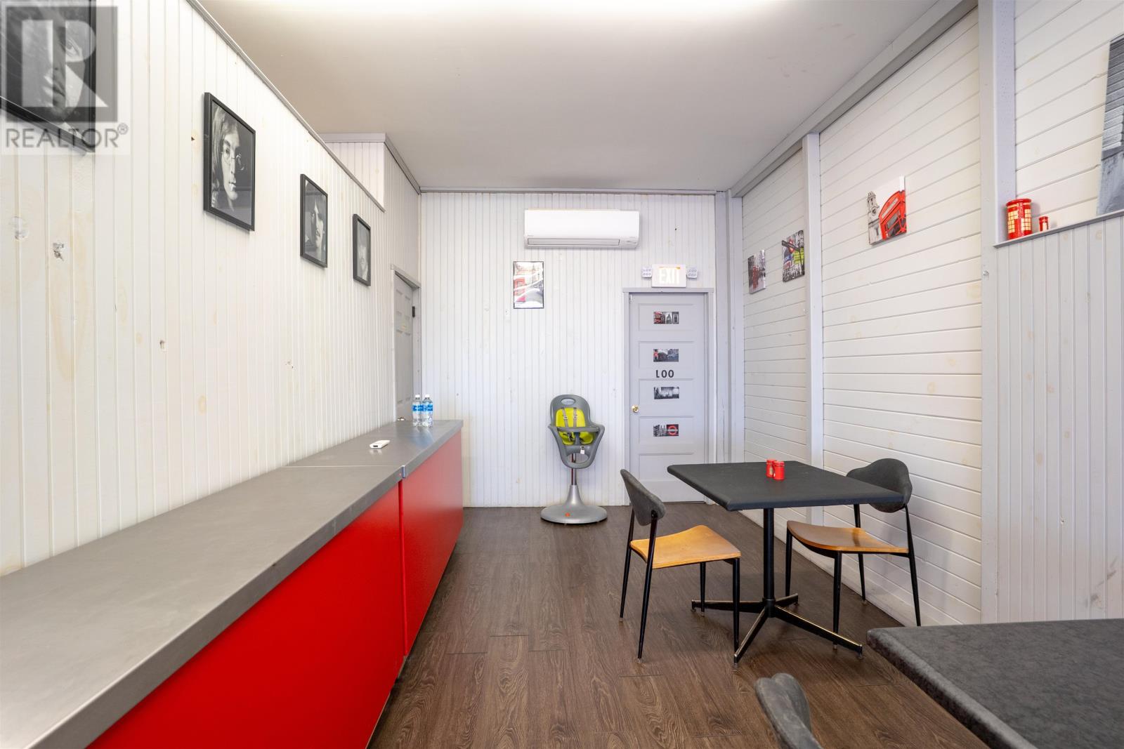 8989 Cavendish Road Property Photo 12
