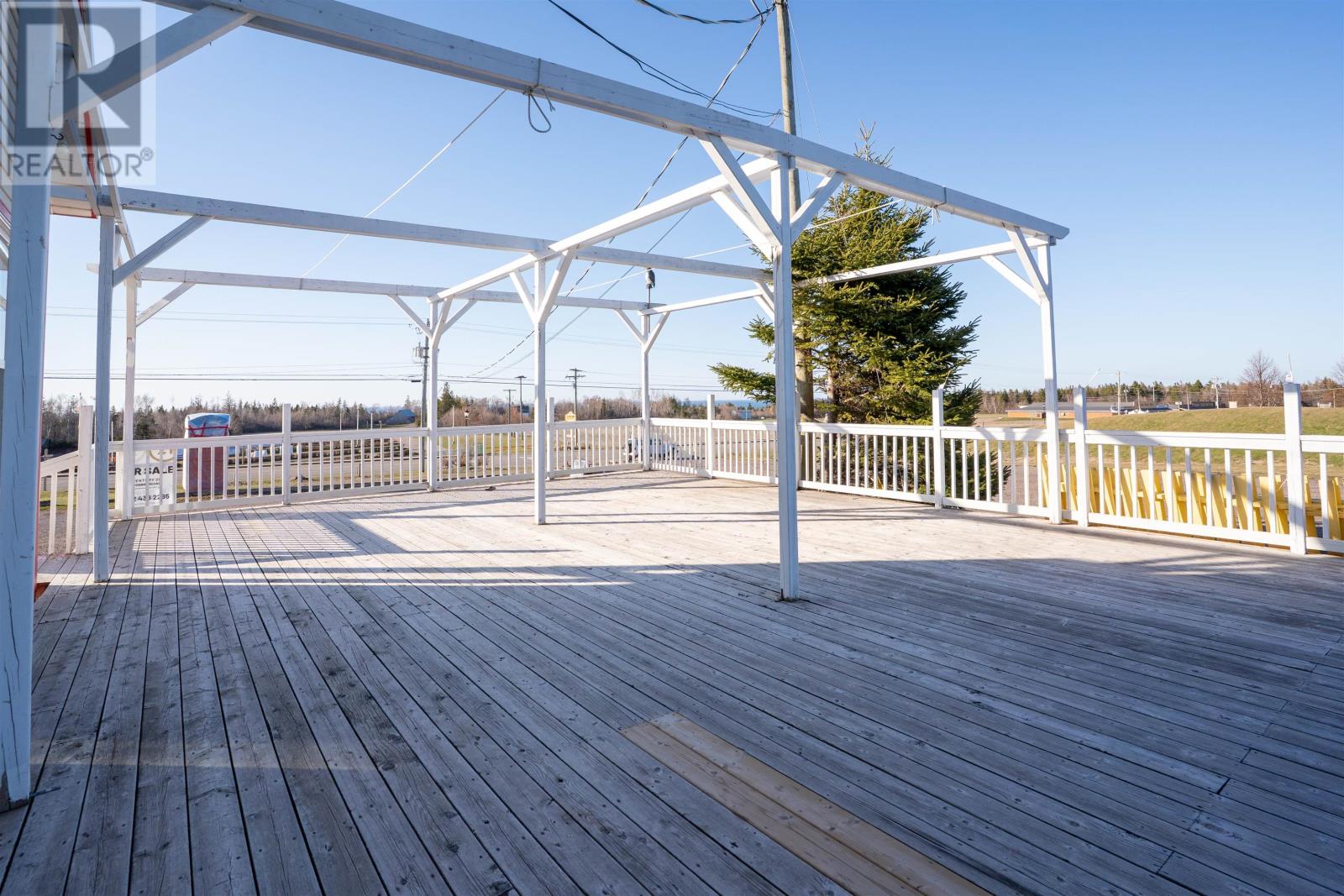 8989 Cavendish Road Property Photo 28