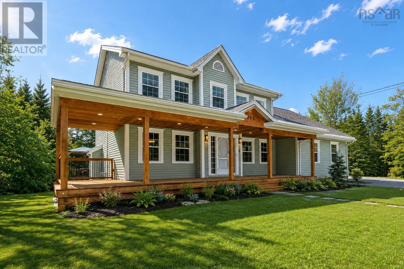 252 Gleneagles Drive