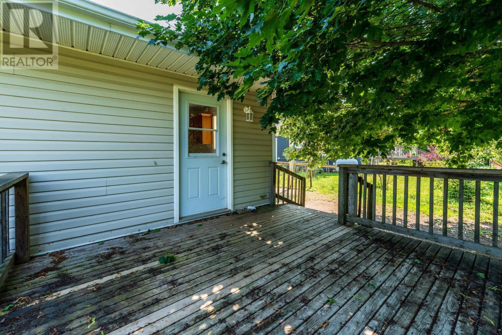 437 Main Street Property Photo 9