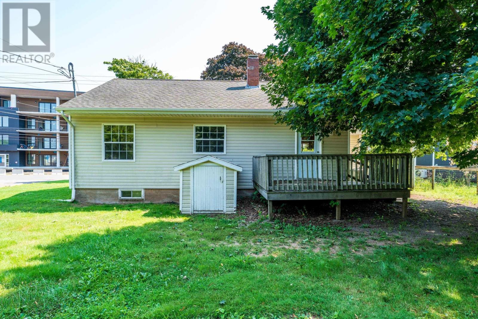 437 Main Street Property Photo 11