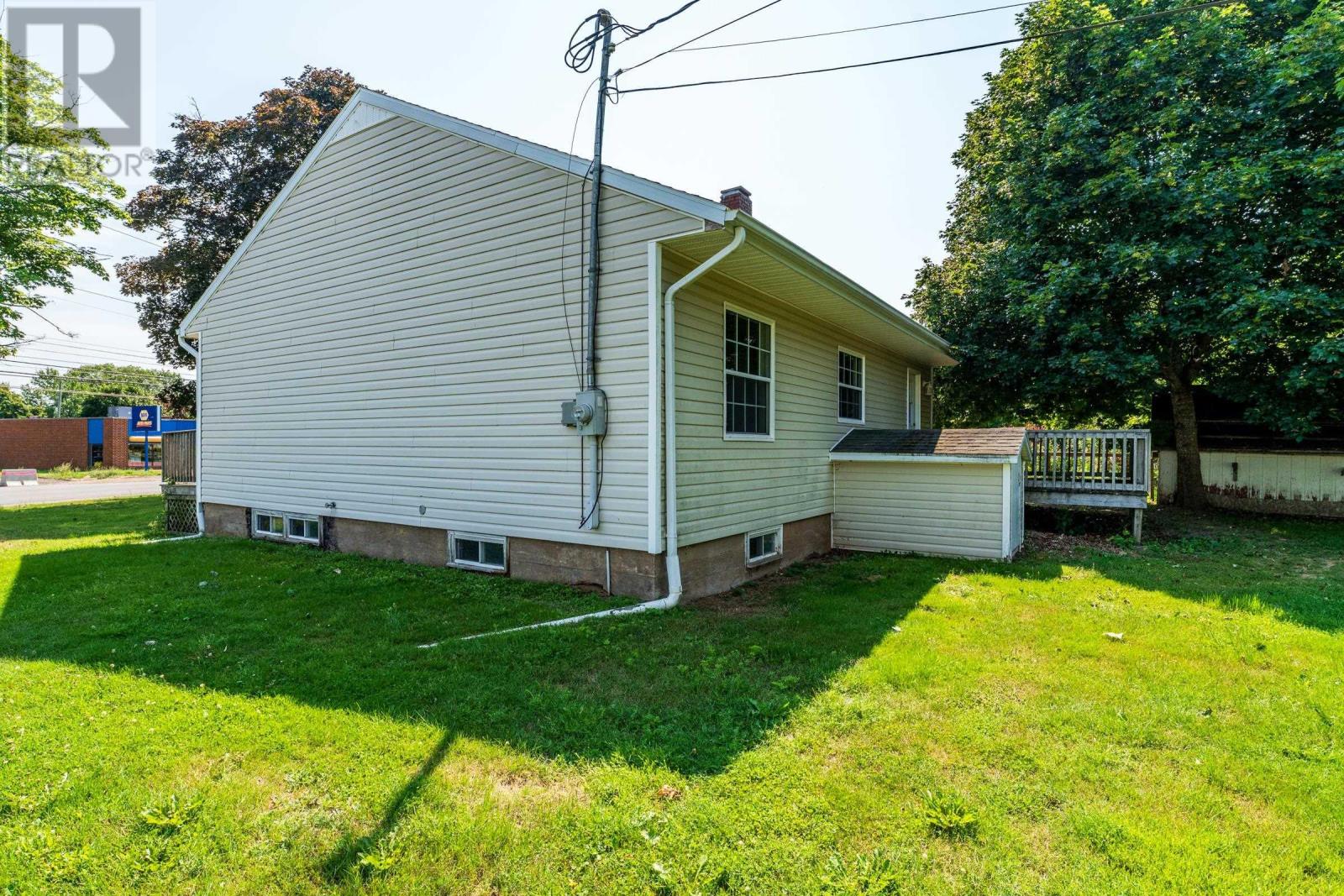 437 Main Street Property Photo 12