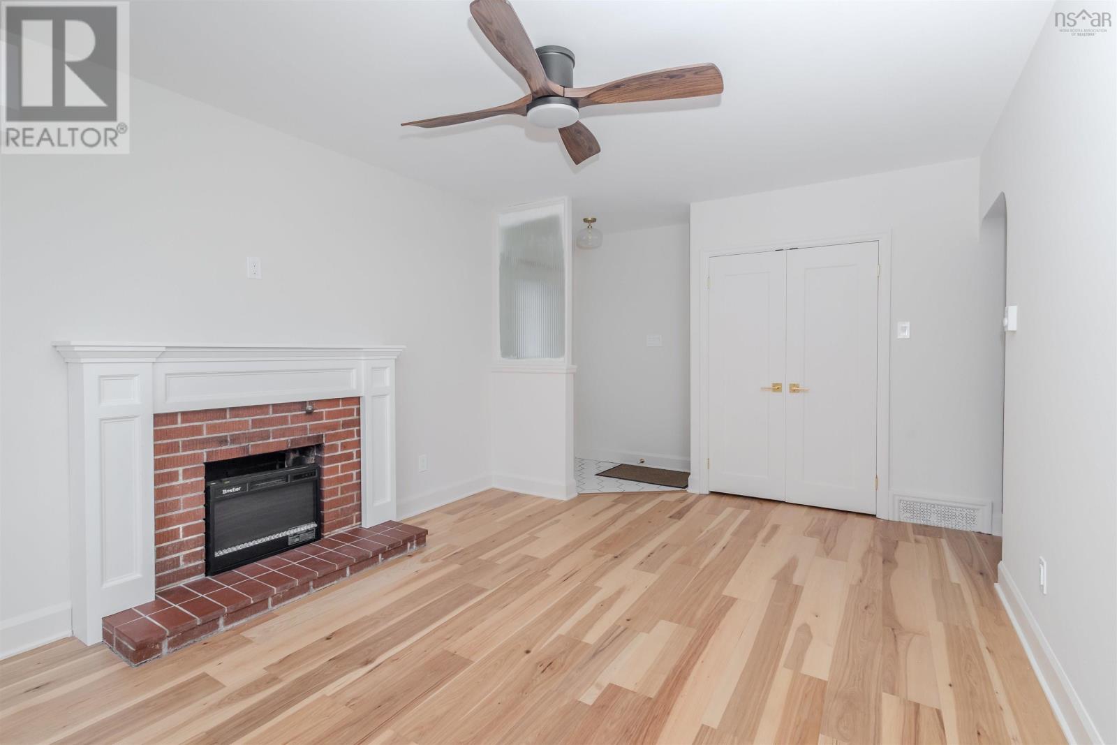 19 Louisa Street Property Photo 9