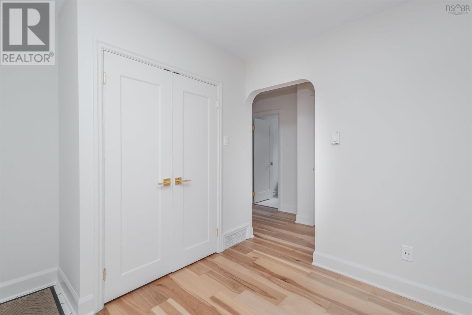 19 Louisa Street Property Photo 10