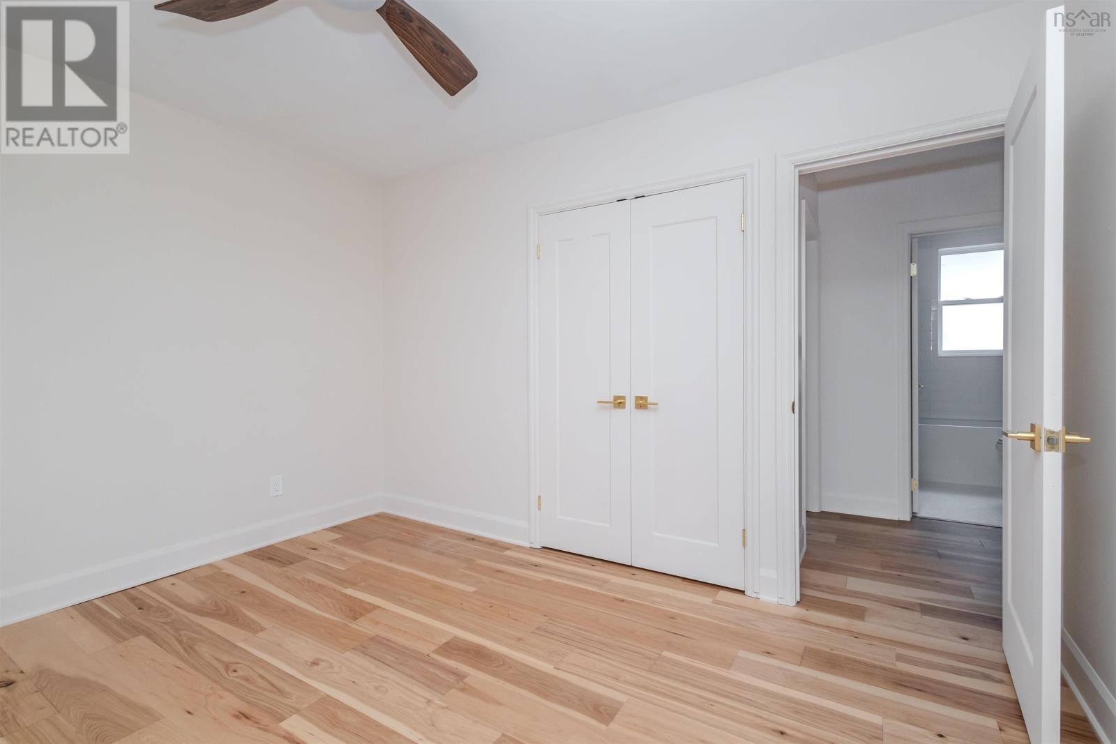 19 Louisa Street Property Photo 22