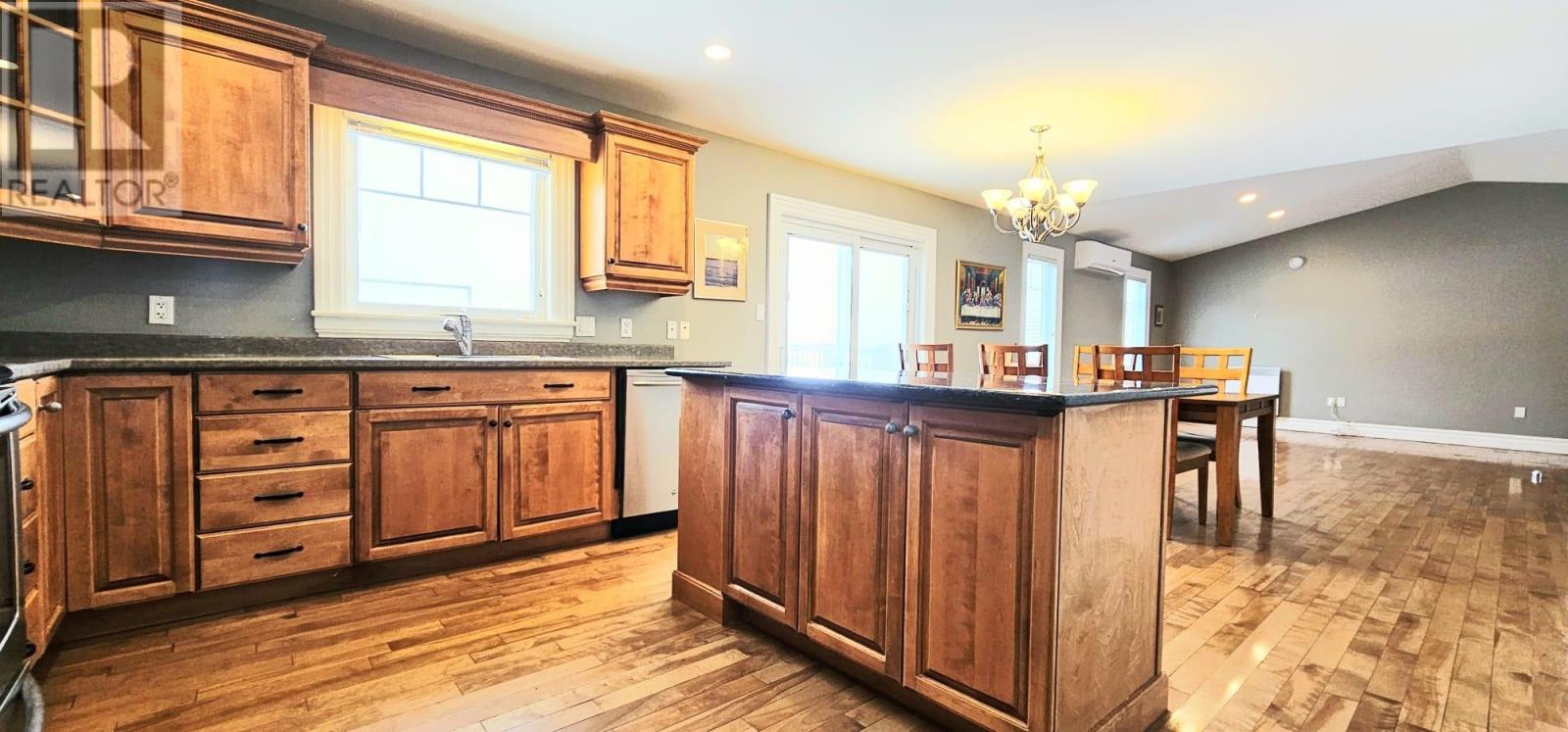 53 Bonavista Avenue Property Photo 6