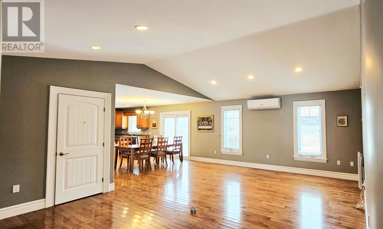 53 Bonavista Avenue Property Photo 20