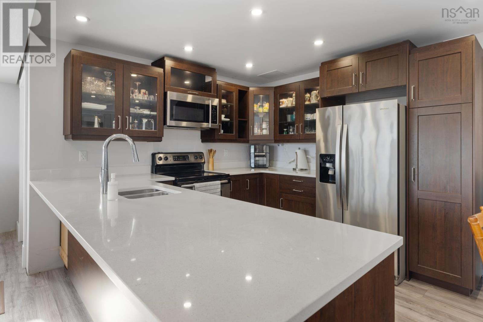 1454 Terence Bay Road Property Photo 14