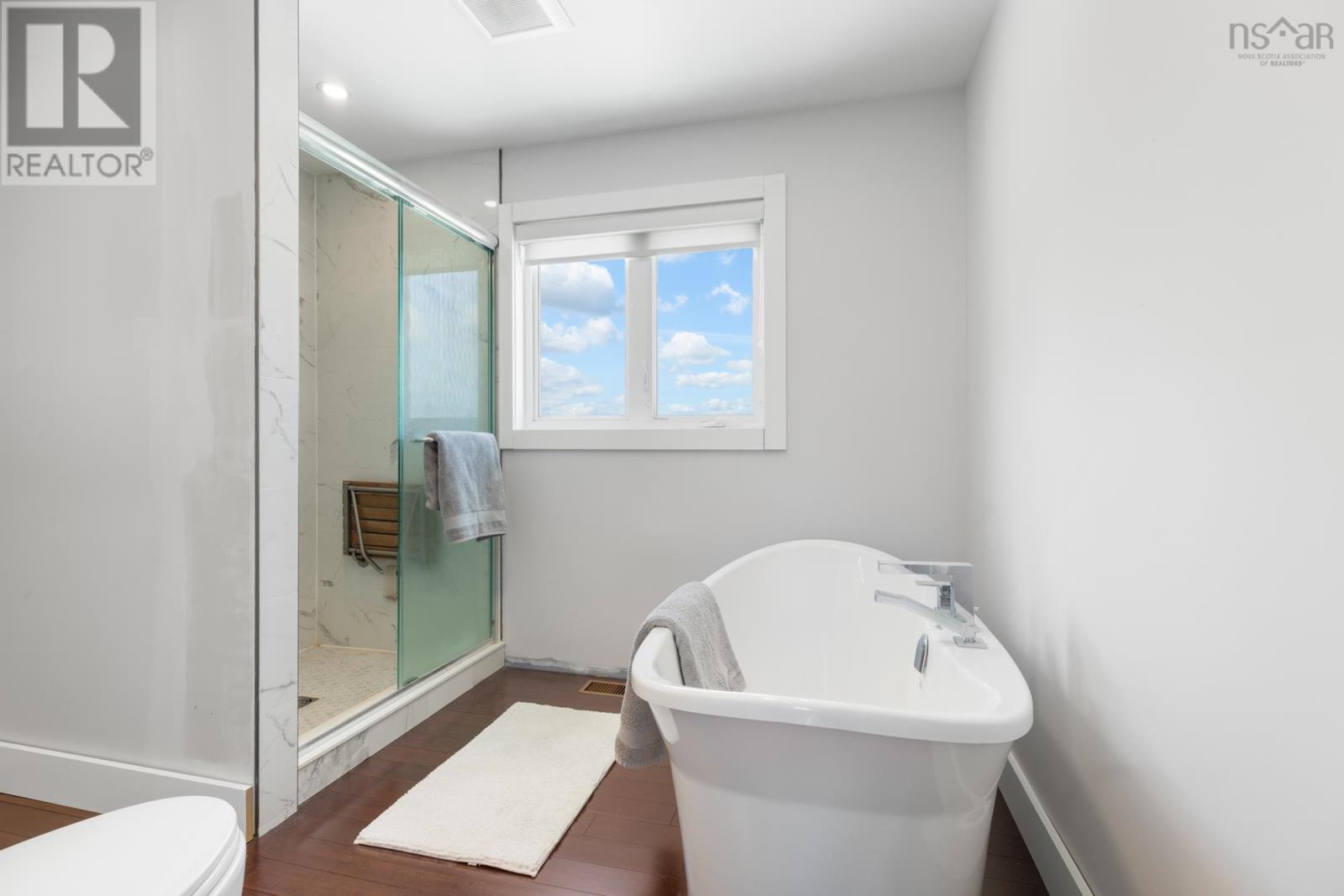 1454 Terence Bay Road Property Photo 29