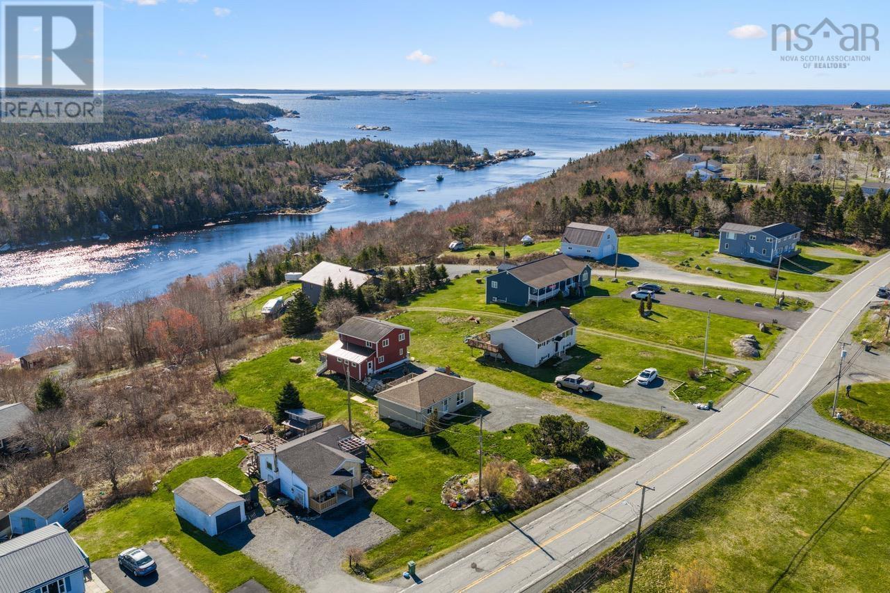 1454 Terence Bay Road Property Photo 33