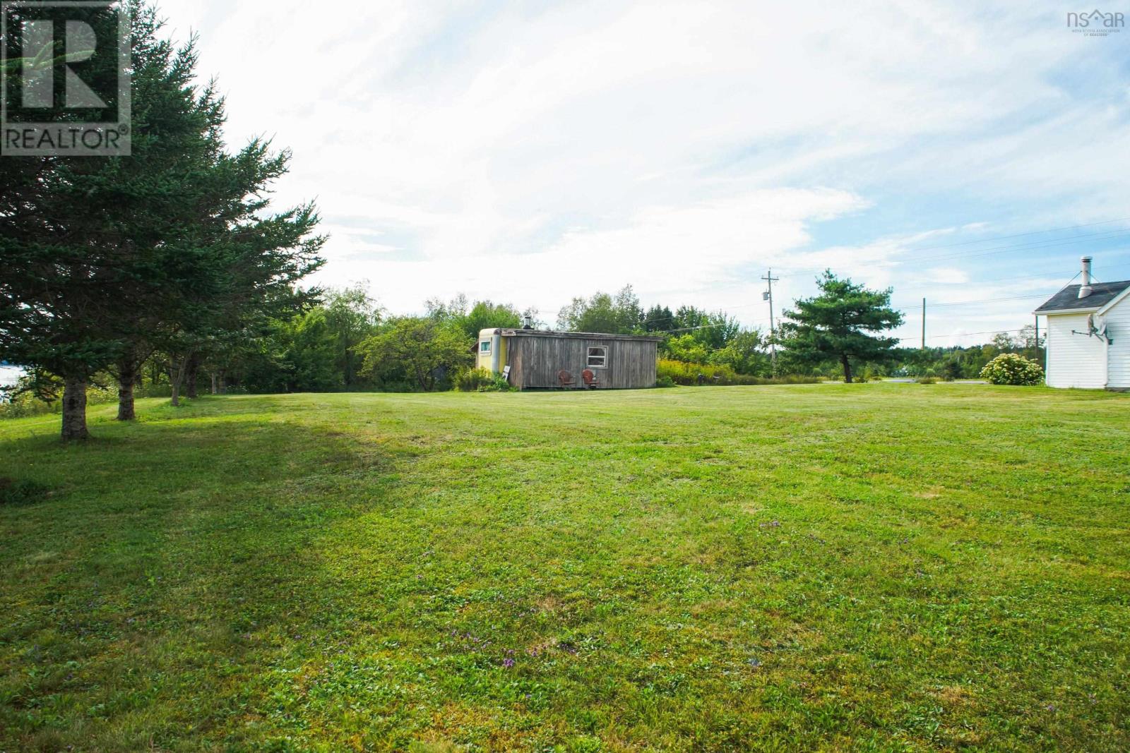 4606 Highway 2 Property Photo 25