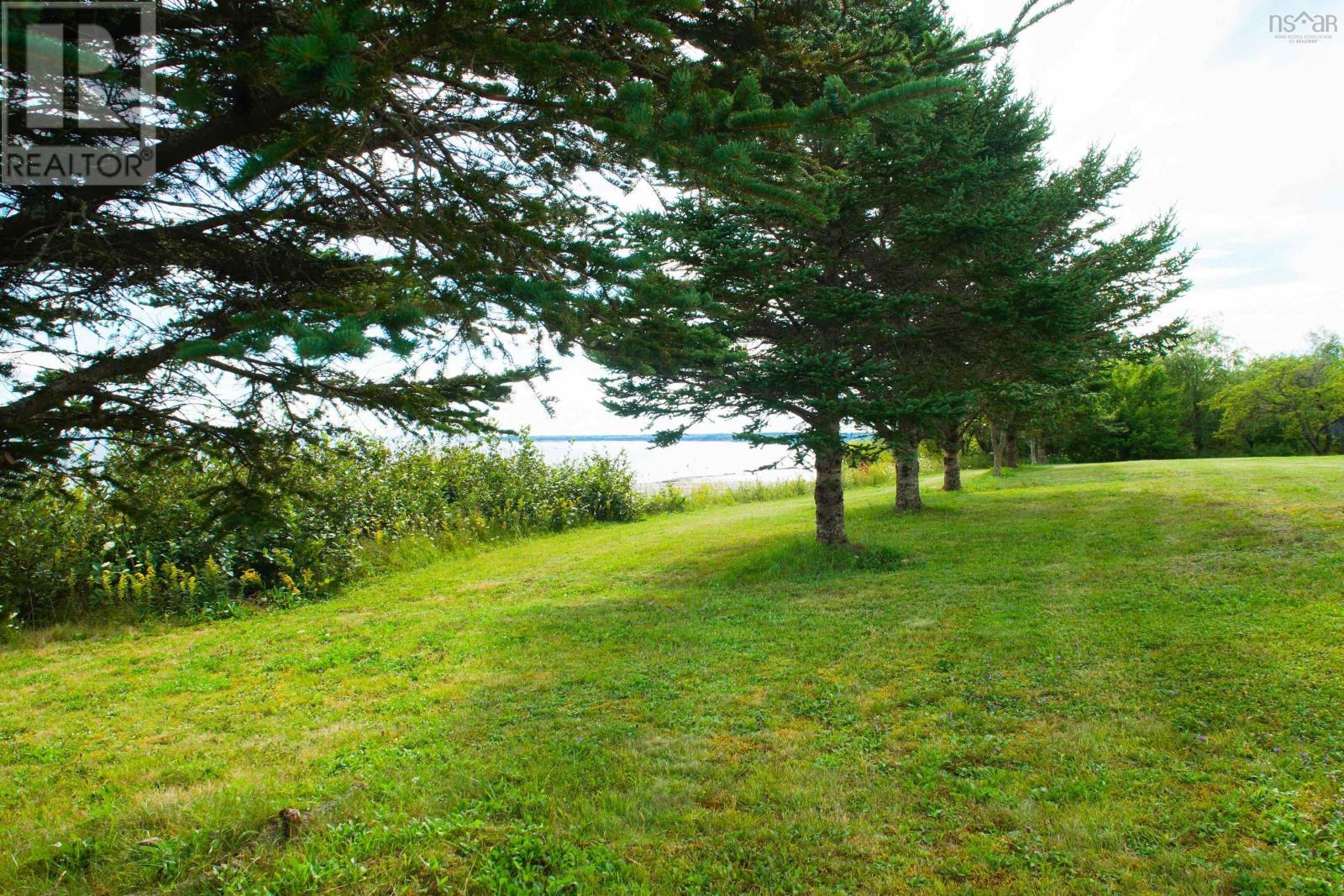 4606 Highway 2 Property Photo 26