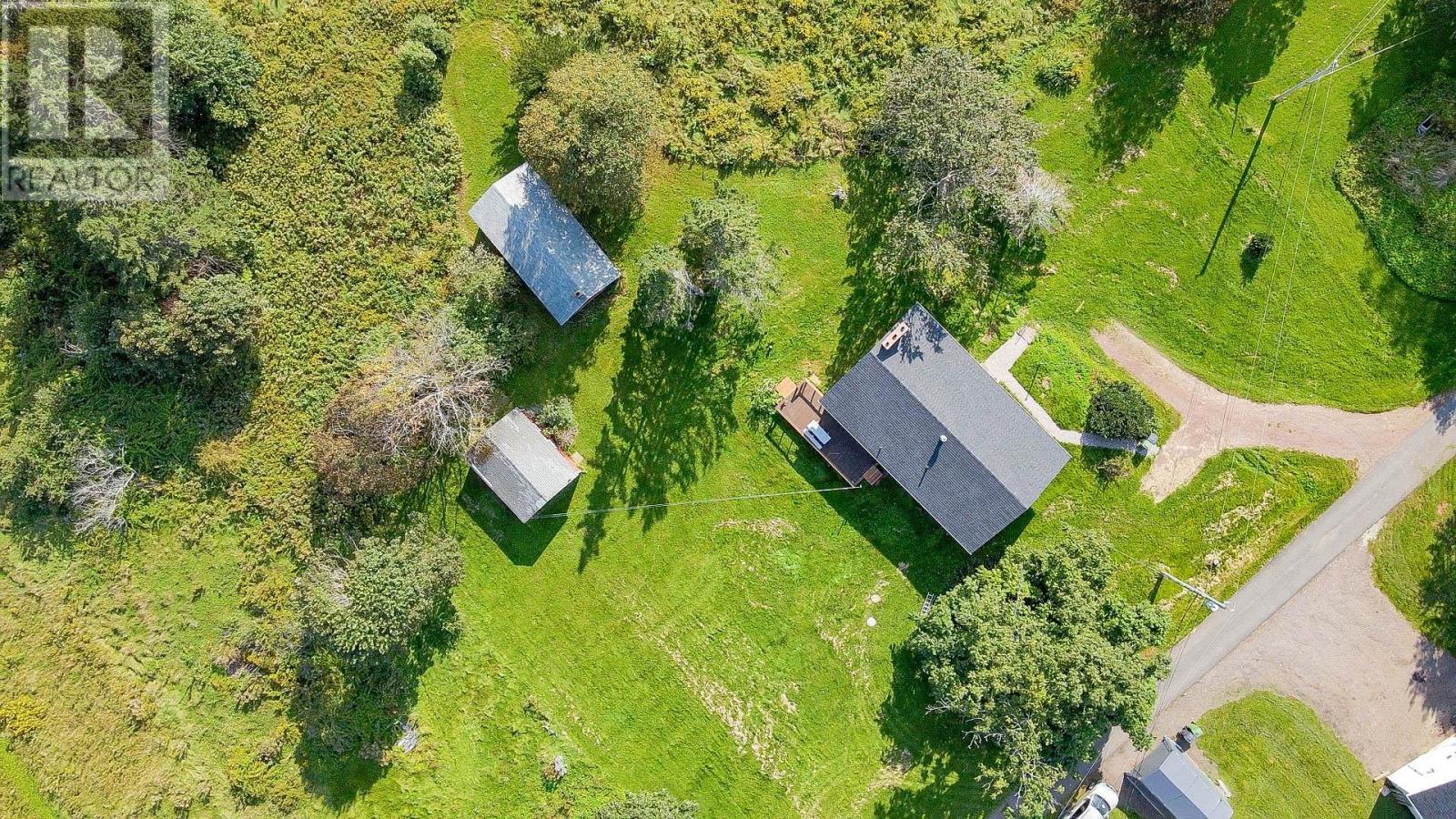 6 Dairy Lane Property Photo 3