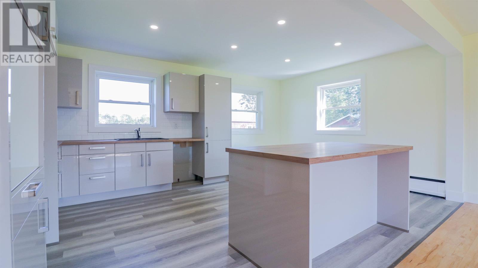 6 Dairy Lane Property Photo 16