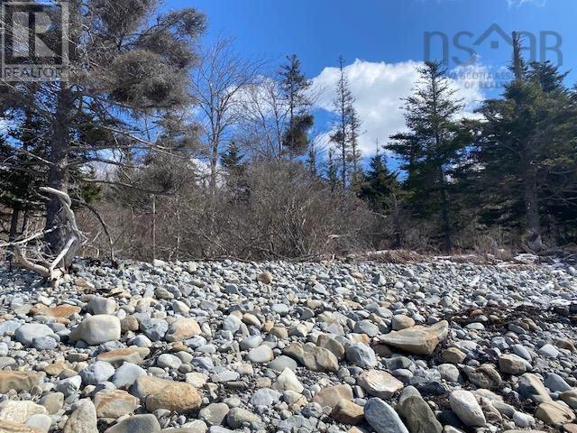 Pid: 80118946 Fredericks Road Property Photo 4
