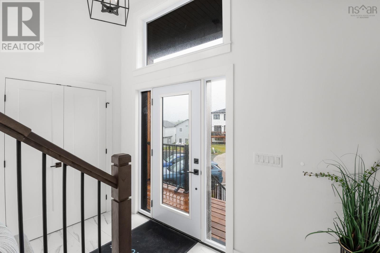 16 Wanders Way Property Photo 2