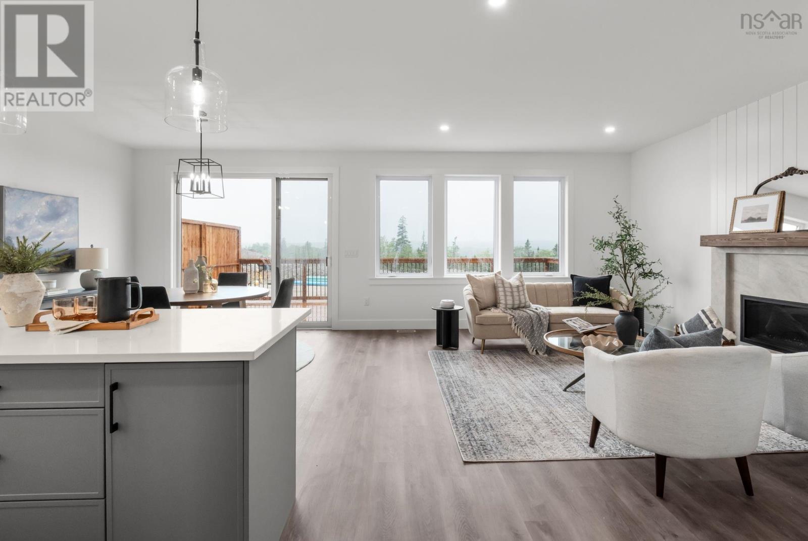 16 Wanders Way Property Photo 3